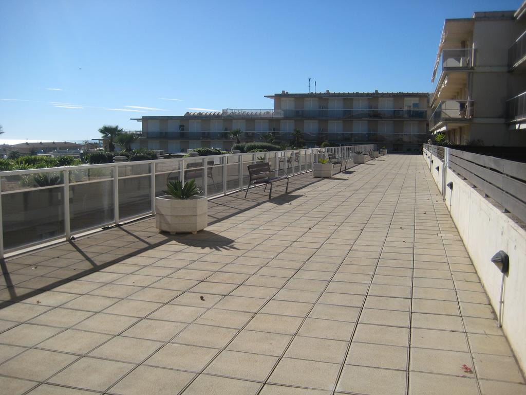 Apartamento Illa Mar Sant Carles De La Rapita Exterior photo